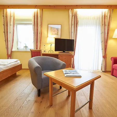 Gasthof-hotel Zur Post Otel Samerberg