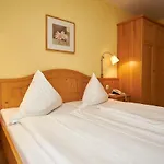 Gasthof-hotel Zur Post Hotel
