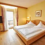 Gasthof-hotel Zur Post 3*