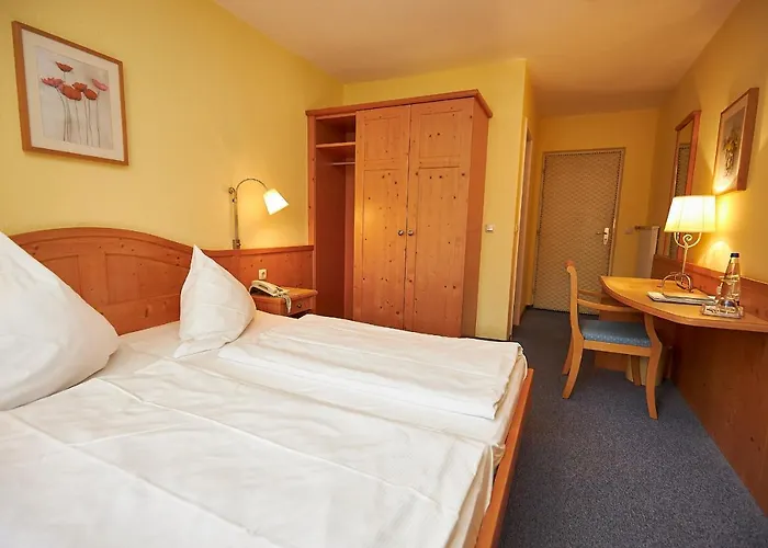 Gasthof-hotel Zur Post 3*