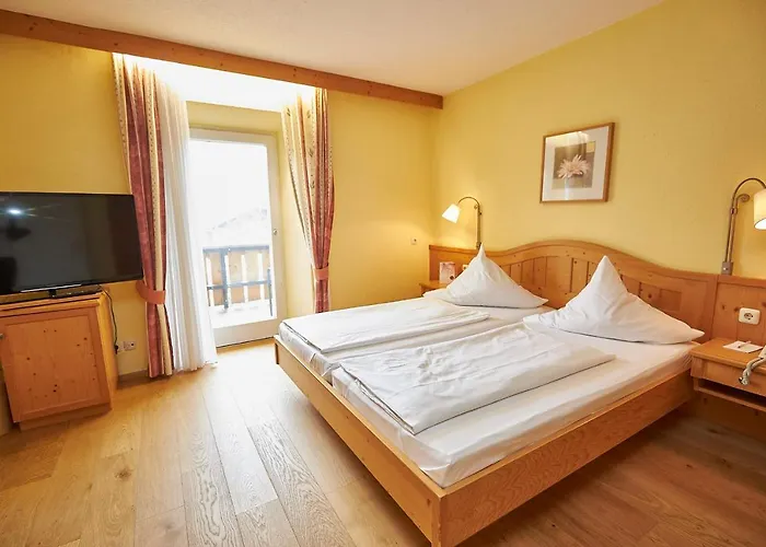 Gasthof-hotel Zur Post 3*